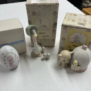 Enesco Precious Moments Figurine Collection - Cream and White